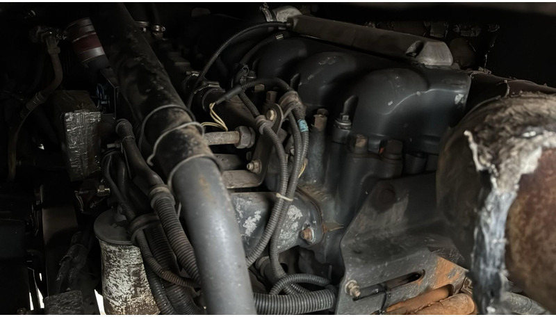 Cabeza tractora Renault Magnum 470 (POMPE MANUELLE / MANUAL PUMP / BOITE MANUELLE / MANUAL GEARBOX): foto 18