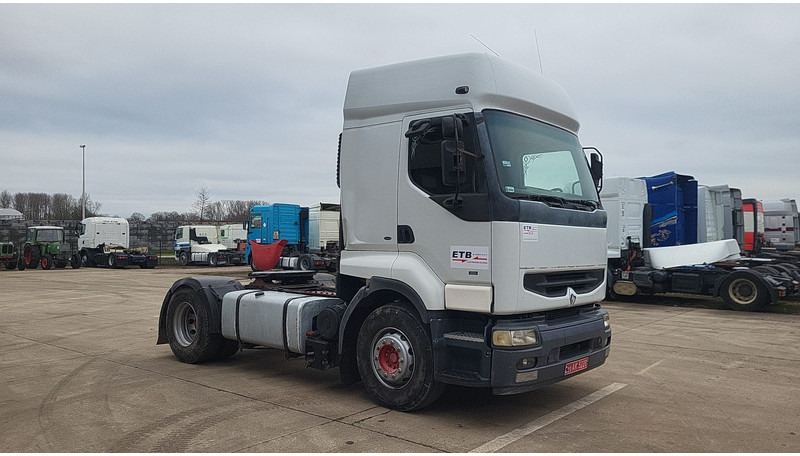 Renault Premium 385 (POMPE MANUELLE / EURO 2 / MANUAL PUMP) - Cabeza tractora: foto 3 Renault Premium 385 (POMPE MANUELLE / EURO 2 / MANUAL PUMP) - Cabeza tractora: foto 3