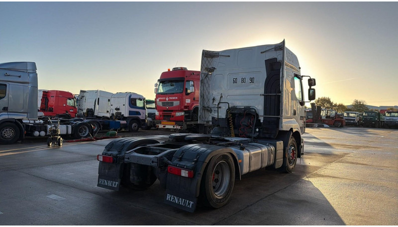 Renault Premium 450 (MANUAL GEARBOX / BOITE MANUELLE) - Cabeza tractora: foto 4 Renault Premium 450 (MANUAL GEARBOX / BOITE MANUELLE) - Cabeza tractora: foto 4