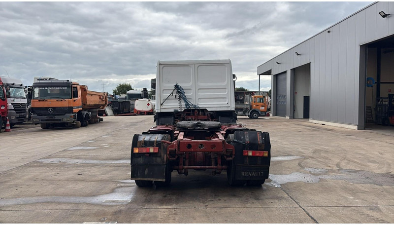 Renault R 385 Major (2 CULASSE / LAMES / GRAND PONT / STEEL SUSP. / MANUAL PUMP / POMPE MANUELLE) - Cabeza tractora: foto 5 Renault R 385 Major (2 CULASSE / LAMES / GRAND PONT / STEEL SUSP. / MANUAL PUMP / POMPE MANUELLE) - Cabeza tractora: foto 5