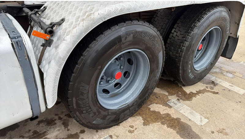 Leasing de Scania R164-480 (RETARDER / BOITE MANUELLE / MANUAL GEARBOX / STEEL SUSP. / LAMES / V8) Scania R164-480 (RETARDER / BOITE MANUELLE / MANUAL GEARBOX / STEEL SUSP. / LAMES / V8): foto 9 Leasing de Scania R164-480 (RETARDER / BOITE MANUELLE / MANUAL GEARBOX / STEEL SUSP. / LAMES / V8) Scania R164-480 (RETARDER / BOITE MANUELLE / MANUAL GEARBOX / STEEL SUSP. / LAMES / V8): foto 9