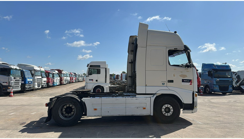 Volvo FH 460 (MANUAL GEARBOX / BOITE MANUELLE) - Cabeza tractora: foto 4 Volvo FH 460 (MANUAL GEARBOX / BOITE MANUELLE) - Cabeza tractora: foto 4