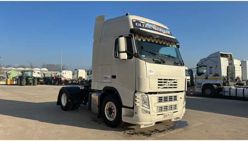 Volvo FH 460 (MANUAL GEARBOX / VERY CLEAN !!! / GOOD TYRES / TOP CONDITION) - Cabeza tractora: foto 3 Volvo FH 460 (MANUAL GEARBOX / VERY CLEAN !!! / GOOD TYRES / TOP CONDITION) - Cabeza tractora: foto 3