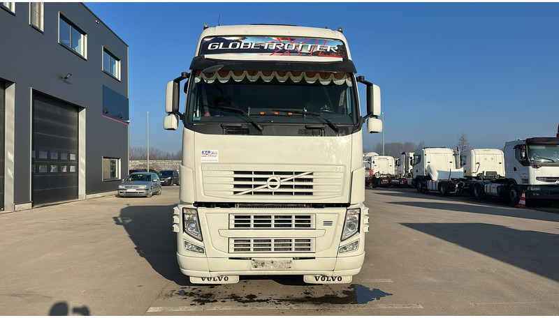 Volvo FH 460 (MANUAL GEARBOX / VERY CLEAN !!! / GOOD TYRES / TOP CONDITION) - Cabeza tractora: foto 2 Volvo FH 460 (MANUAL GEARBOX / VERY CLEAN !!! / GOOD TYRES / TOP CONDITION) - Cabeza tractora: foto 2