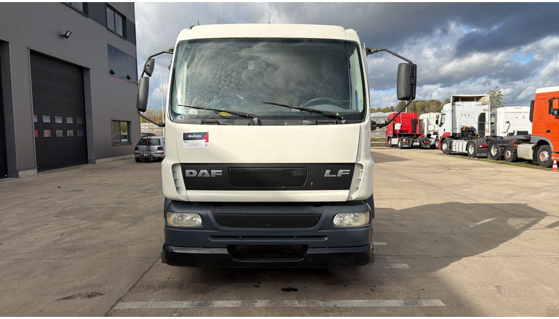 DAF LF 55.220 (MANUAL GEARBOX / BOITE MANUELLE) - Camión chasis: foto 2 DAF LF 55.220 (MANUAL GEARBOX / BOITE MANUELLE) - Camión chasis: foto 2