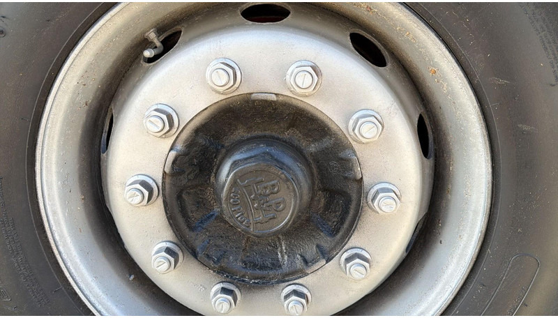 Kögel S 24 (BPW / DISC BRAKES / FREINS DISQUE) - Semirremolque plataforma/ Caja abierta: foto 5 Kögel S 24 (BPW / DISC BRAKES / FREINS DISQUE) - Semirremolque plataforma/ Caja abierta: foto 5