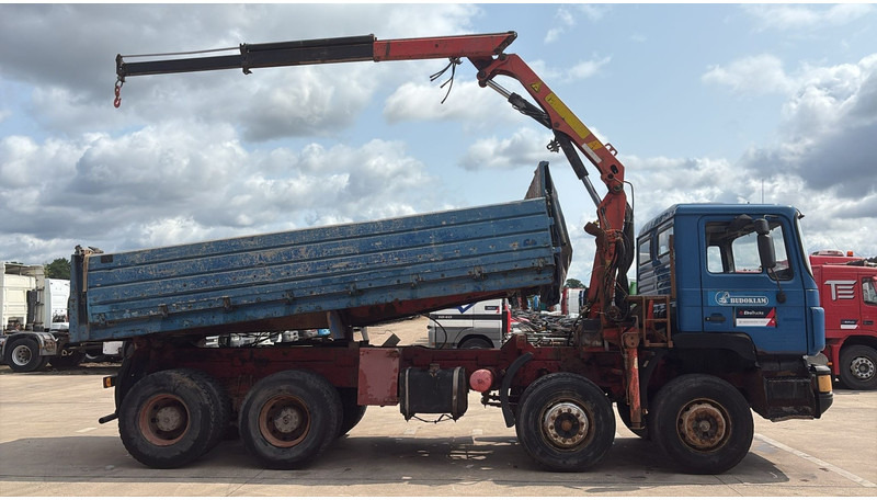 MAN 35.362 (6 CYLINDER / MANUAL PUMP / 8X4 / FALFINGER CRANE PK80 / STEEL SUSP.) - Camión volquete, Camión grúa: foto 5 MAN 35.362 (6 CYLINDER / MANUAL PUMP / 8X4 / FALFINGER CRANE PK80 / STEEL SUSP.) - Camión volquete, Camión grúa: foto 5