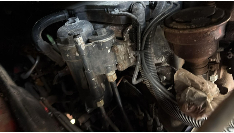 Camión chasis MAN TGA 18.410 (POMPE MANUELLE / MANUAL PUMP / BOITE MANUELLE / MANUAL GEARBOX): foto 15 Camión chasis MAN TGA 18.410 (POMPE MANUELLE / MANUAL PUMP / BOITE MANUELLE / MANUAL GEARBOX): foto 15