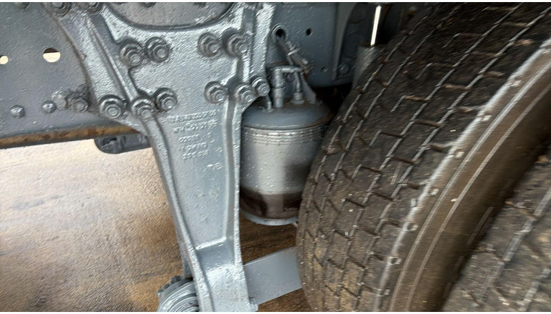 Leasing de Mercedes-Benz ACTROS 2531 (16000 L / GRAND PONT / EPS / 6X2 / 3 PEDALES / V6) Mercedes-Benz ACTROS 2531 (16000 L / GRAND PONT / EPS / 6X2 / 3 PEDALES / V6): foto 11