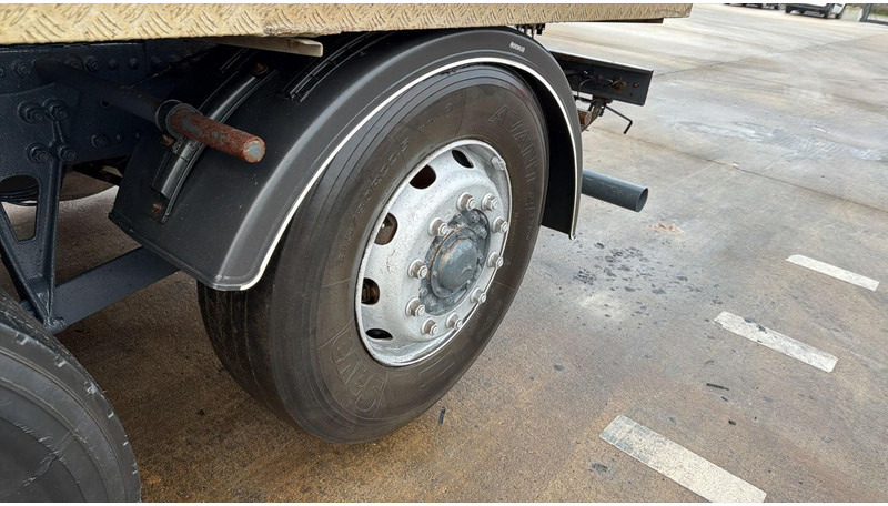 Leasing de Mercedes-Benz ACTROS 2531 (16000 L / GRAND PONT / EPS / 6X2 / 3 PEDALES / V6) Mercedes-Benz ACTROS 2531 (16000 L / GRAND PONT / EPS / 6X2 / 3 PEDALES / V6): foto 12