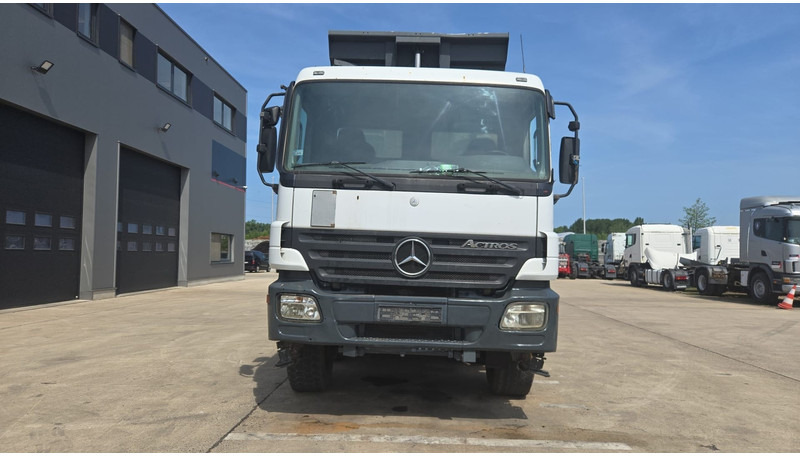 Mercedes-Benz Actros 4141 (EPS / 8X6 / GRAND PONT / BIG AXLE / LAMES / STEEL / V6) - Camión volquete: foto 2 Mercedes-Benz Actros 4141 (EPS / 8X6 / GRAND PONT / BIG AXLE / LAMES / STEEL / V6) - Camión volquete: foto 2