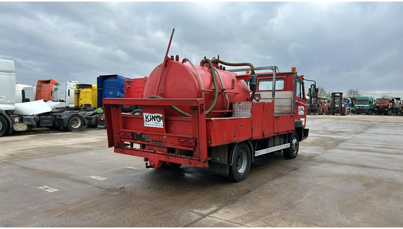 Mercedes-Benz SK 814 (VIDANGEUR / VACUUM / AUXILAIRY / SPER / STEEL SUSP. / LAMES) - Limpieza de alcantarillado: foto 5 Mercedes-Benz SK 814 (VIDANGEUR / VACUUM / AUXILAIRY / SPER / STEEL SUSP. / LAMES) - Limpieza de alcantarillado: foto 5