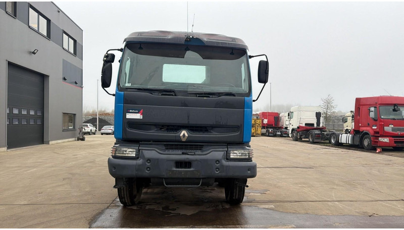 Renault Kerax 400 (POMPE MANUELLE / LAMES / GRAND PONT / BOITE MANUELLE / MANUAL PUMP) - Camión chasis: foto 2 Renault Kerax 400 (POMPE MANUELLE / LAMES / GRAND PONT / BOITE MANUELLE / MANUAL PUMP) - Camión chasis: foto 2