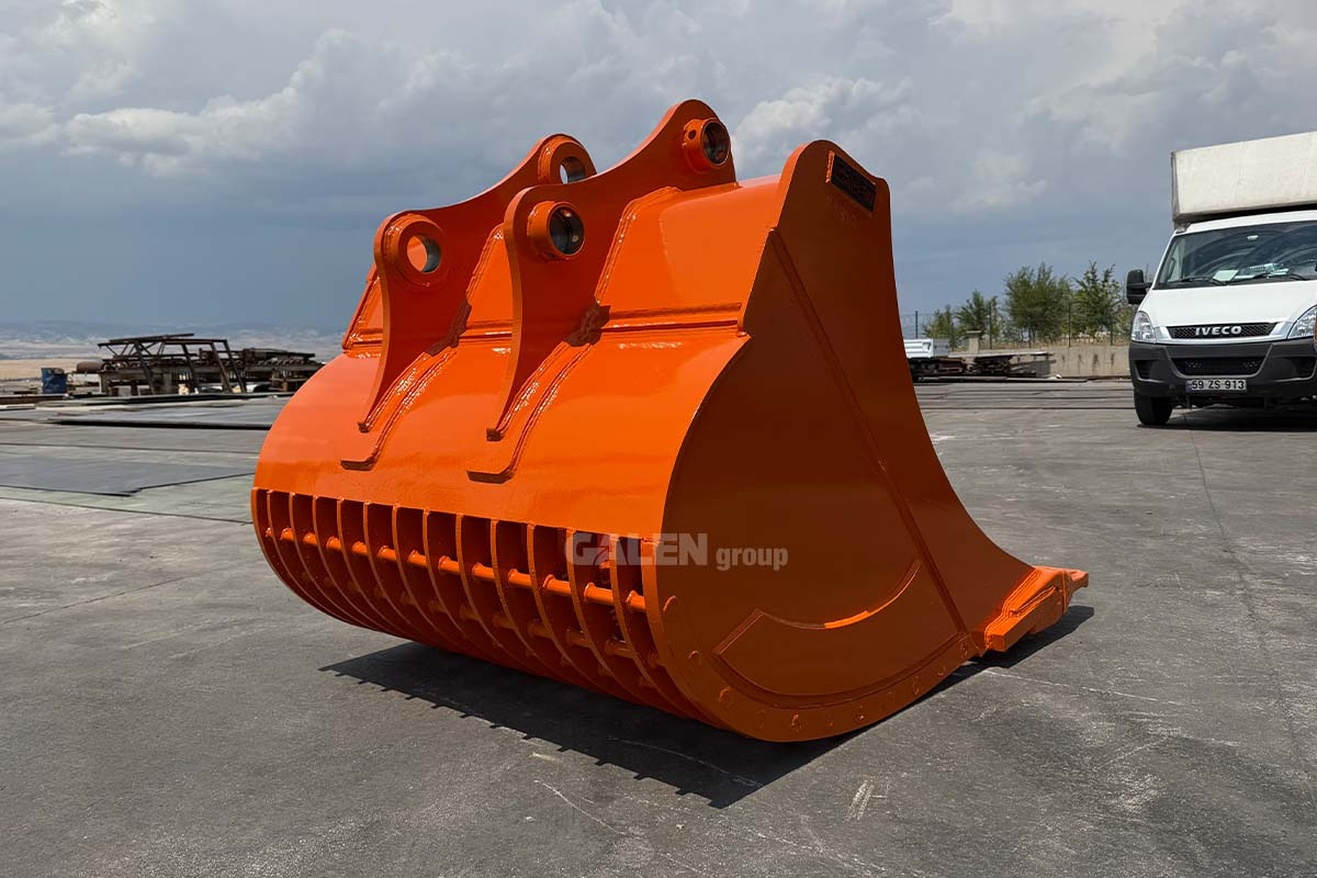 HITACHI ZX350 Screen Bucket - Cuchara para clasificación para Maquinaria de construcción: foto 2 HITACHI ZX350 Screen Bucket - Cuchara para clasificación para Maquinaria de construcción: foto 2