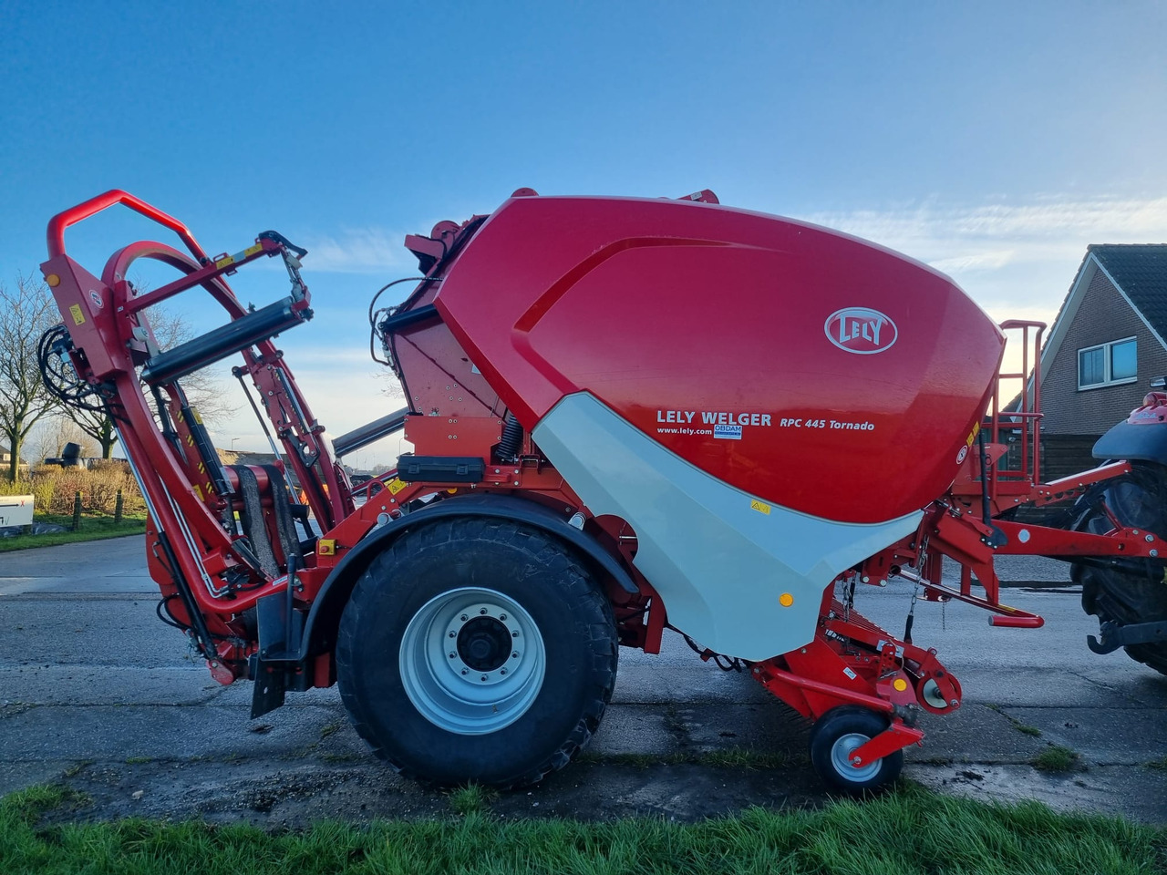 Lely Welger RPC 160V - Encintadora de pacas: foto 1 Lely Welger RPC 160V - Encintadora de pacas: foto 1