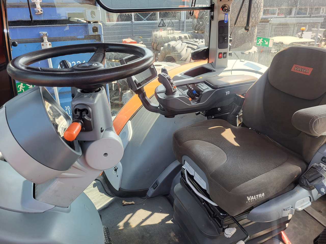 Leasing de VALTRA S394 VALTRA S394: foto 12