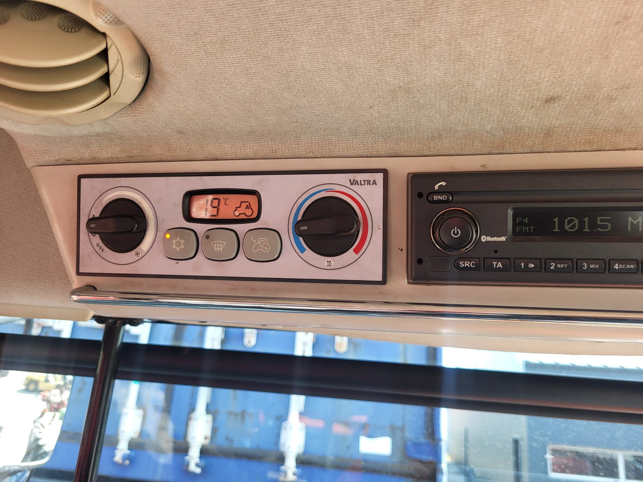 Leasing de VALTRA S394 VALTRA S394: foto 15