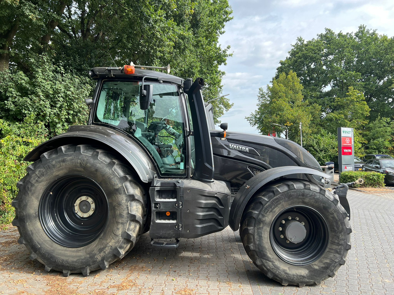 Valtra T174 Versu - Tractor: foto 4 Valtra T174 Versu - Tractor: foto 4