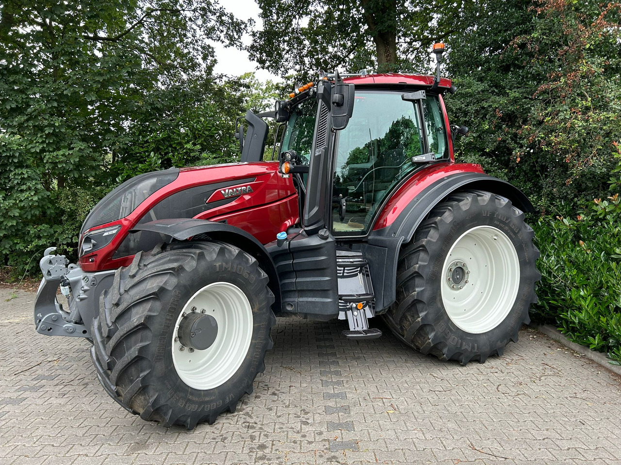 Valtra T214 Direct - Tractor: foto 1 Valtra T214 Direct - Tractor: foto 1