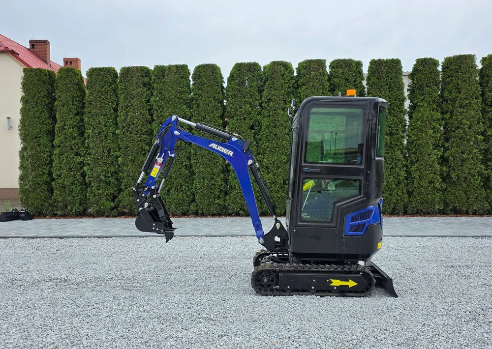 Kubota NOWA MINIKOPARKA AUGER HT 18, SILNIK KUBOTA, 3 ŁYŻKI - Miniexcavadora: foto 5 Kubota NOWA MINIKOPARKA AUGER HT 18, SILNIK KUBOTA, 3 ŁYŻKI - Miniexcavadora: foto 5