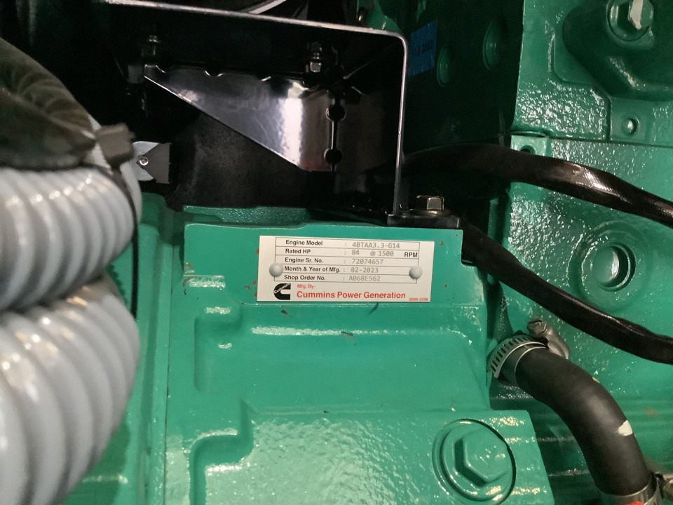 Cummins 55KVA (2)Brand new - Generador industriale: foto 4 Cummins 55KVA (2)Brand new - Generador industriale: foto 4
