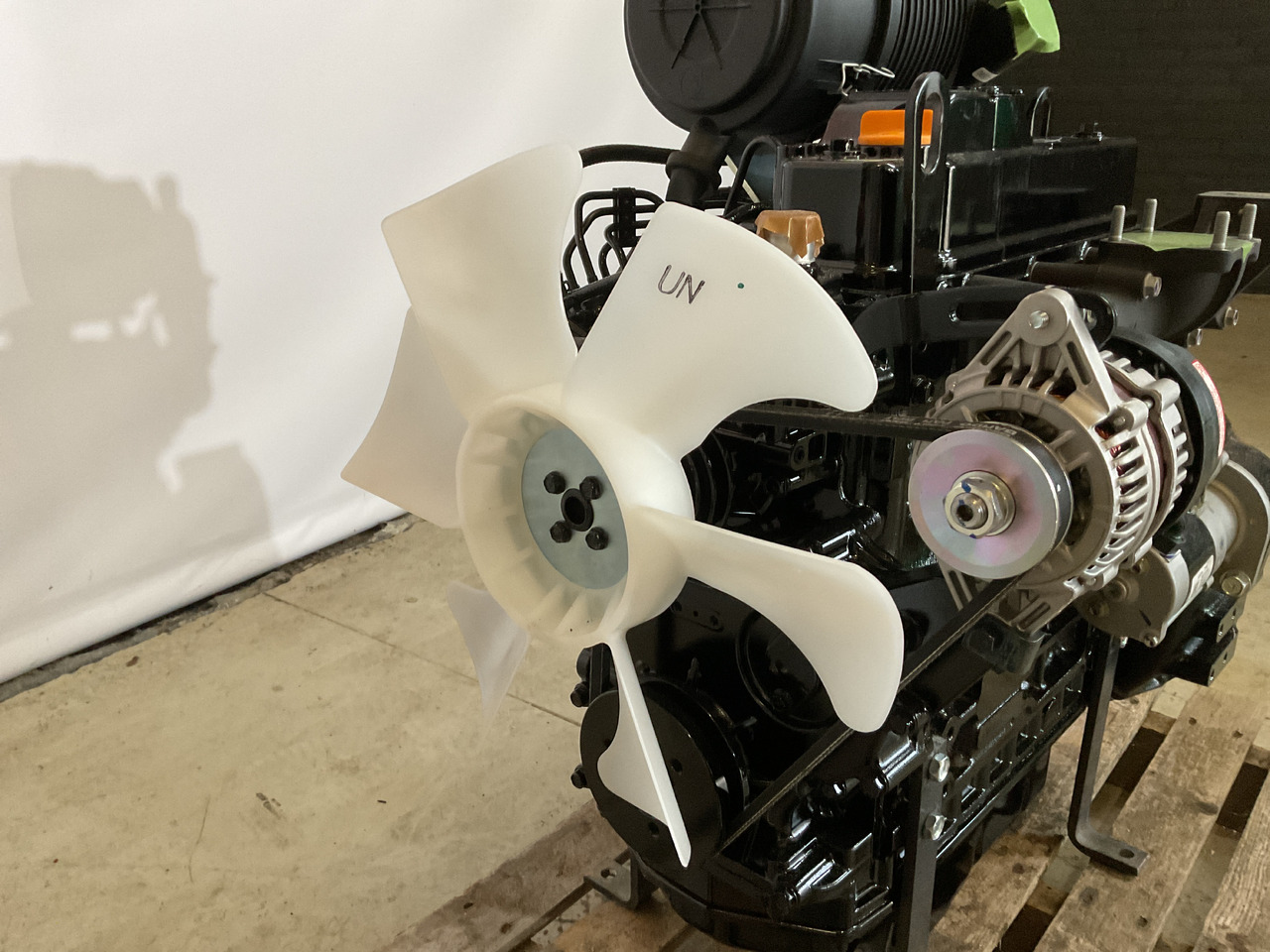 Yanmar 4TNV88 - Motor: foto 5 Yanmar 4TNV88 - Motor: foto 5