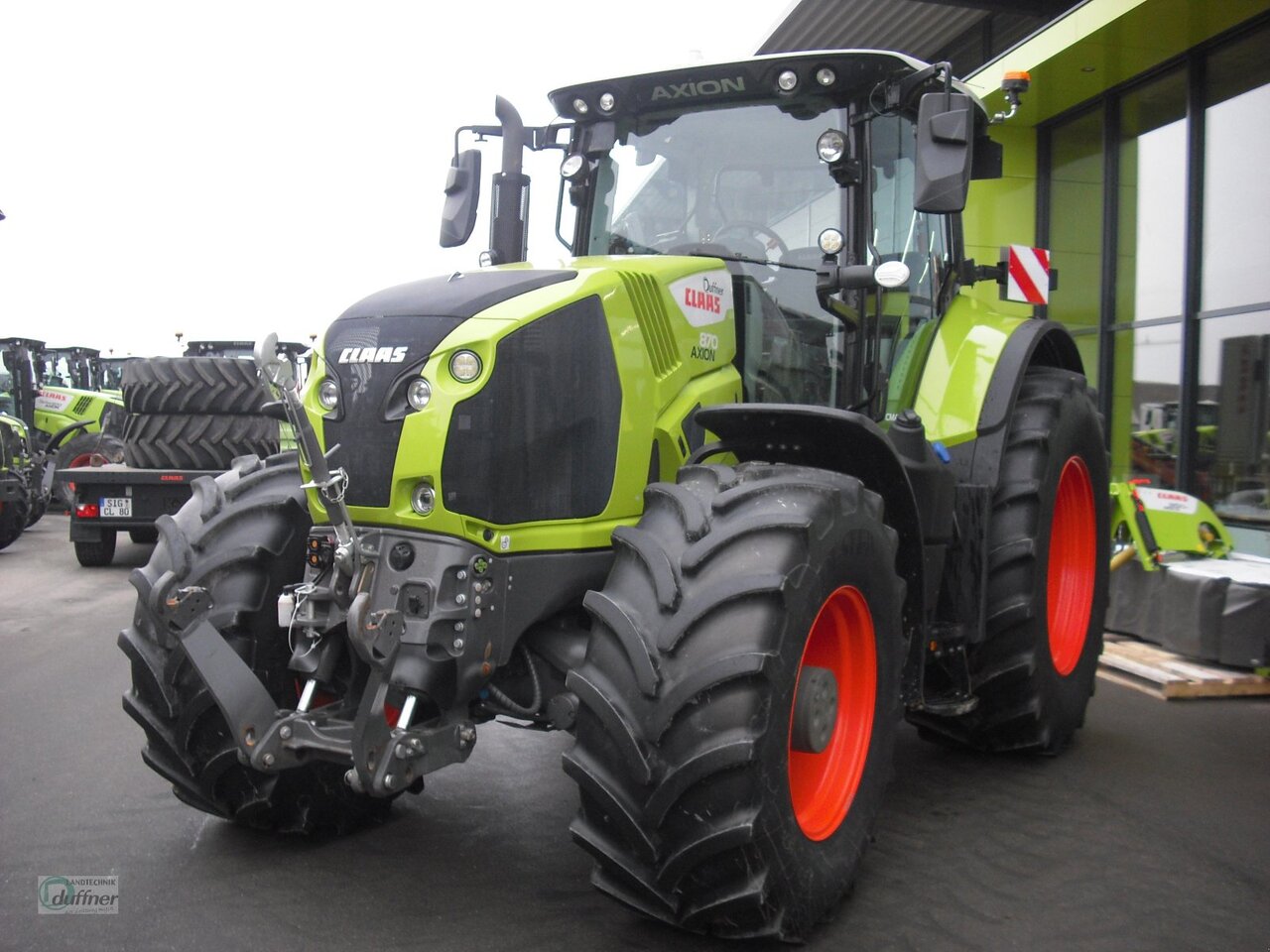CLAAS Axion 870 CMATIC CEBIS - Tractor: foto 3 CLAAS Axion 870 CMATIC CEBIS - Tractor: foto 3