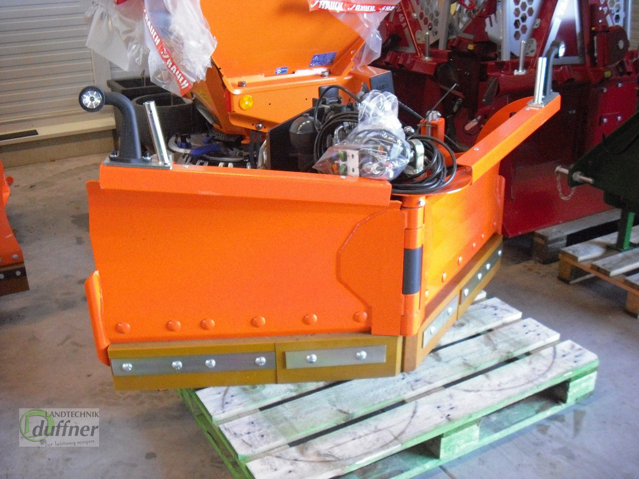 Tuchel Vario 180 - Cuchilla quitanieves para Vehículo municipal: foto 2 Tuchel Vario 180 - Cuchilla quitanieves para Vehículo municipal: foto 2