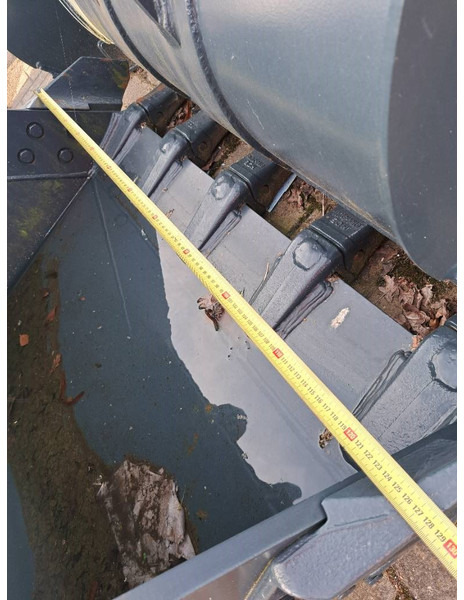 Hyundai Excavator Digging Bucket 140, 61K4-30701 - Cazo para Maquinaria de construcción: foto 2 Hyundai Excavator Digging Bucket 140, 61K4-30701 - Cazo para Maquinaria de construcción: foto 2