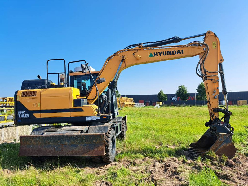 Hyundai HW 140 - Excavadora de ruedas: foto 4 Hyundai HW 140 - Excavadora de ruedas: foto 4