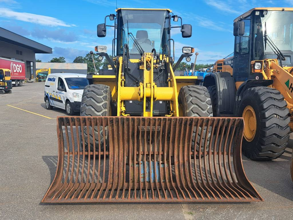 Komatsu WA 250-5H - Cargadora de ruedas: foto 3 Komatsu WA 250-5H - Cargadora de ruedas: foto 3