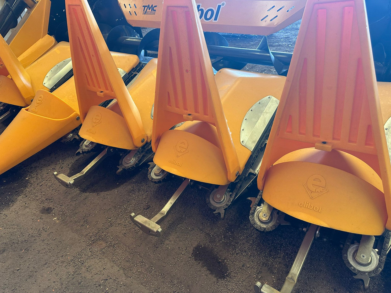 ELİBOL LF03 / 6-75 6 ROWS FOLDABLE CORN HEADER - Cabezal de maíz: foto 3 ELİBOL LF03 / 6-75 6 ROWS FOLDABLE CORN HEADER - Cabezal de maíz: foto 3