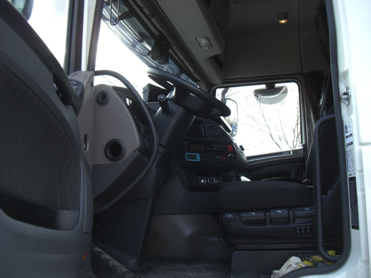 DAF XF480 FAR - Camión frigorífico: foto 5 DAF XF480 FAR - Camión frigorífico: foto 5