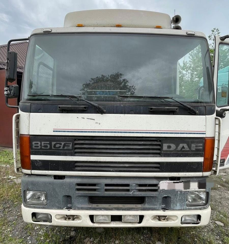 DAF CF 85 - Cabeza tractora: foto 1 DAF CF 85 - Cabeza tractora: foto 1