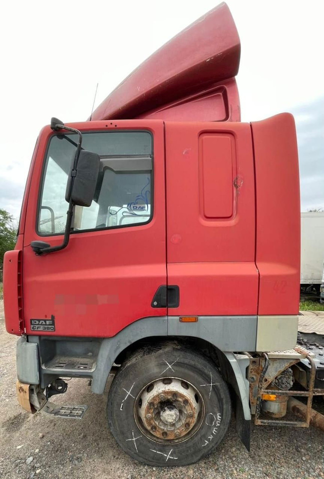 DAF CF 85 Tractor unit - Cabeza tractora: foto 2 DAF CF 85 Tractor unit - Cabeza tractora: foto 2
