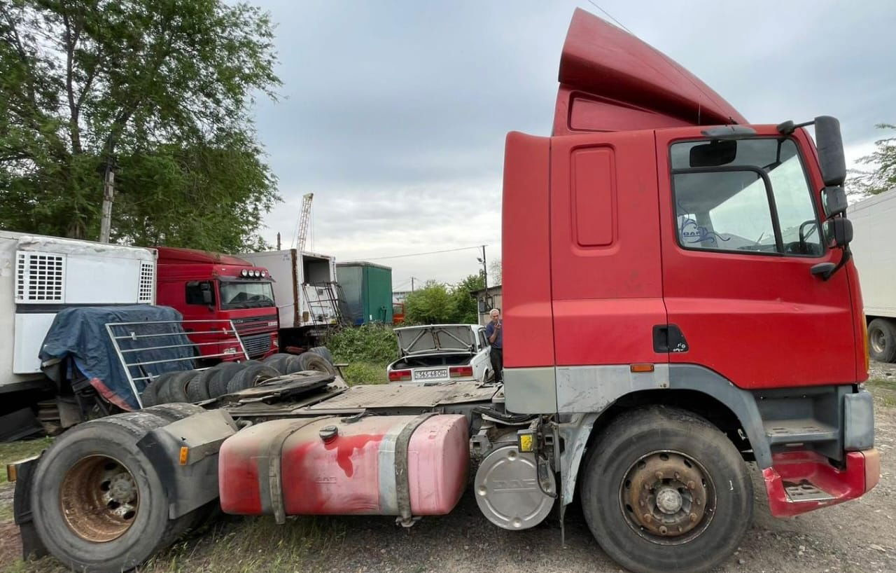 DAF CF 85 Tractor unit - Cabeza tractora: foto 5 DAF CF 85 Tractor unit - Cabeza tractora: foto 5