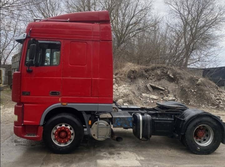 DAF XF 95.430 Tractor head 4x2 - Cabeza tractora: foto 4 DAF XF 95.430 Tractor head 4x2 - Cabeza tractora: foto 4