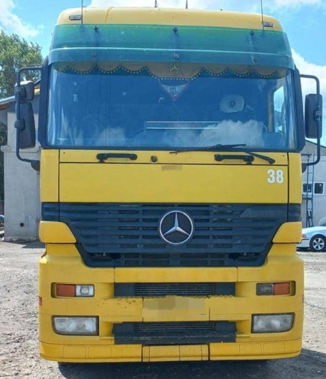 MERCEDES-BENZ Actros - Cabeza tractora: foto 1 MERCEDES-BENZ Actros - Cabeza tractora: foto 1