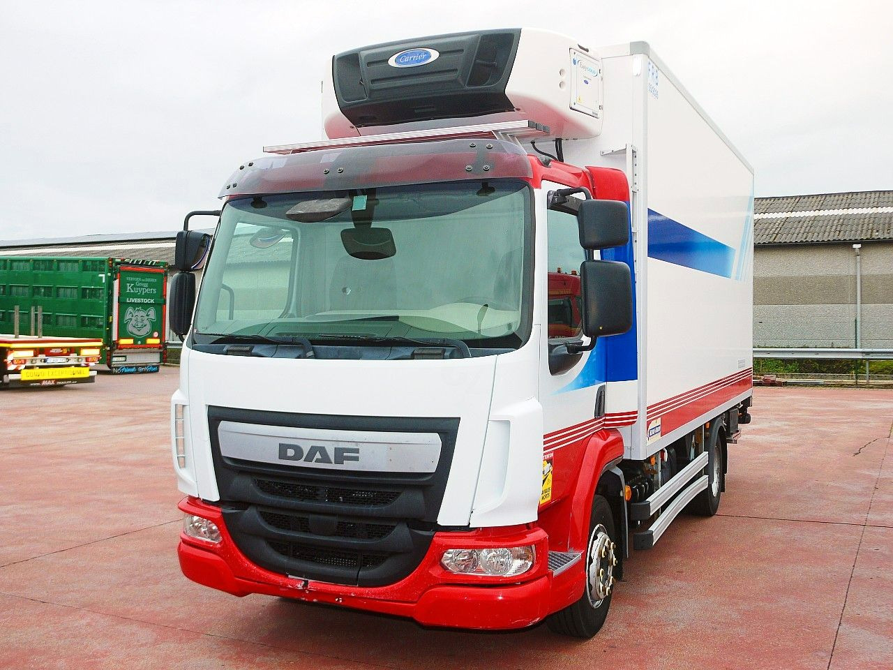 DAF LF FA 10.180 FLEISH KUHLKOFFER CARRIER SUPRA 550 - Camión frigorífico: foto 5 DAF LF FA 10.180 FLEISH KUHLKOFFER CARRIER SUPRA 550 - Camión frigorífico: foto 5