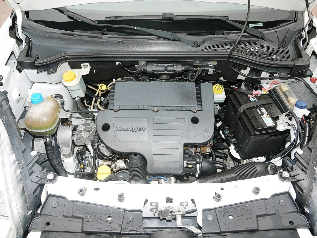 Furgoneta frigorifica Fiat 1.3 DOBLO KUHLKOFFER RELEC FROD TR22 -20C Fiat 1.3 DOBLO KUHLKOFFER RELEC FROD TR22 -20C: foto 17