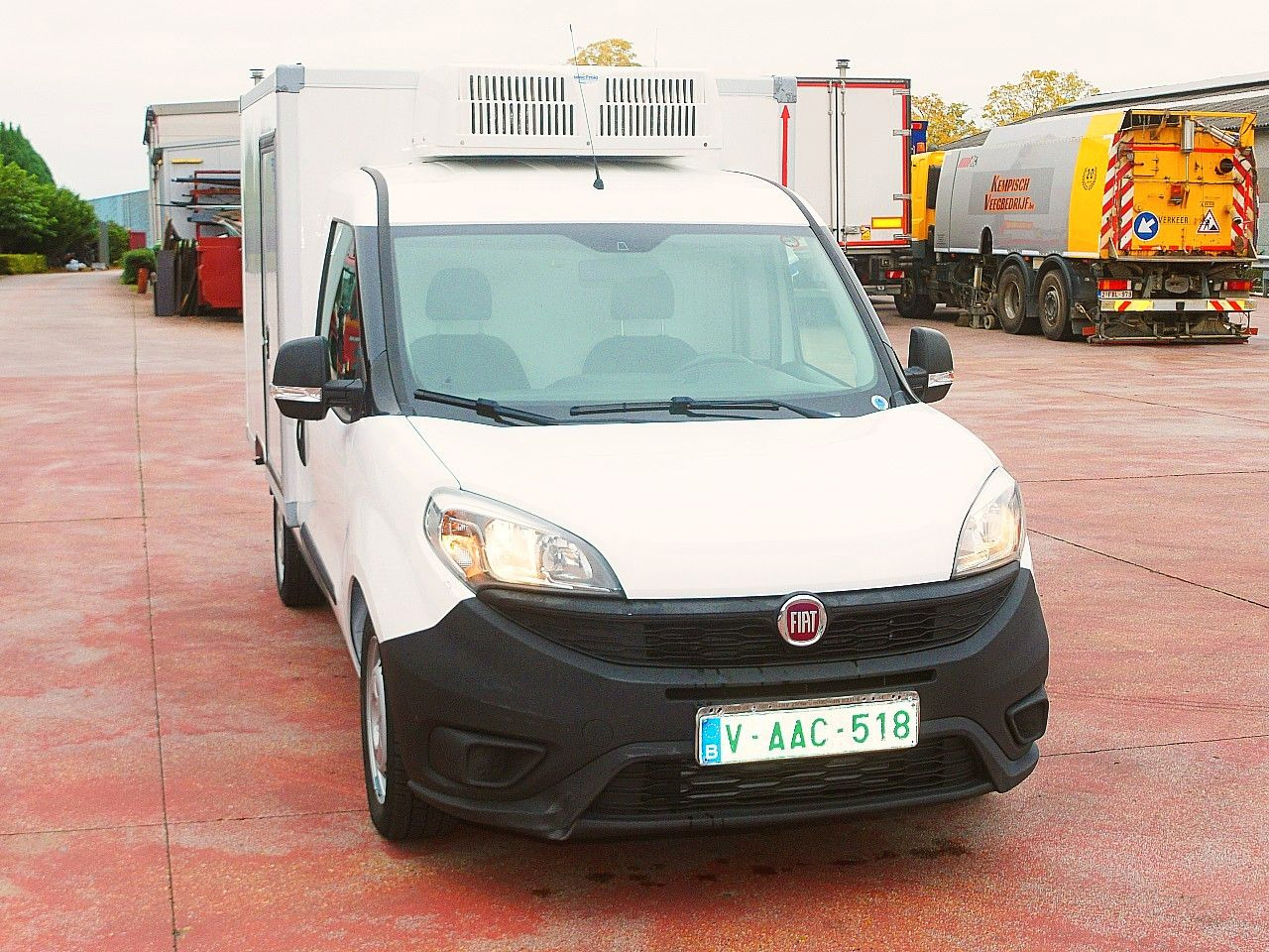 Fiat DOBLO 1.6 MAXI LONG KUHLKOFFER RELEC FROID -20 - Furgoneta frigorifica: foto 1 Fiat DOBLO 1.6 MAXI LONG KUHLKOFFER RELEC FROID -20 - Furgoneta frigorifica: foto 1