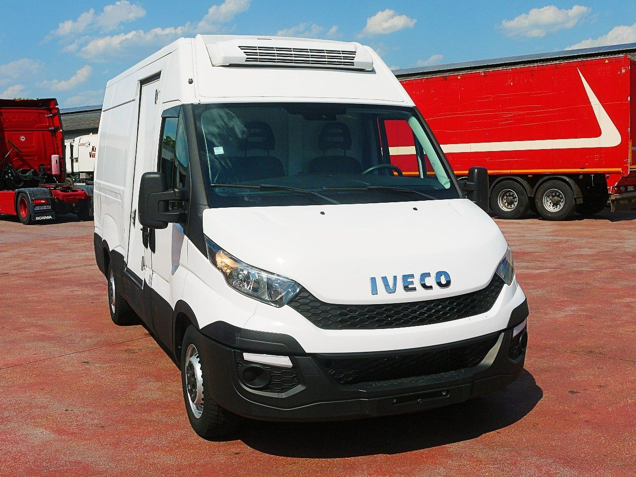 Iveco 35S13 DAILY KUHLKASTENWAGEN THERMOKING V300 MULT - Furgoneta frigorifica: foto 1 Iveco 35S13 DAILY KUHLKASTENWAGEN THERMOKING V300 MULT - Furgoneta frigorifica: foto 1