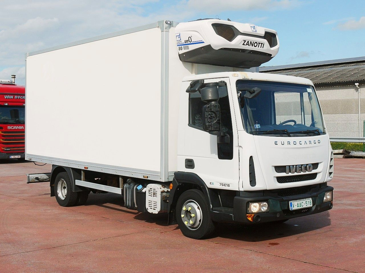Iveco 75E16 EUROCARGO KUHOKOFFER ZANOTTI -30C Iveco 75E16 EUROCARGO KUHOKOFFER ZANOTTI -30C - Camión frigorífico: foto 2 Iveco 75E16 EUROCARGO KUHOKOFFER ZANOTTI -30C Iveco 75E16 EUROCARGO KUHOKOFFER ZANOTTI -30C - Camión frigorífico: foto 2