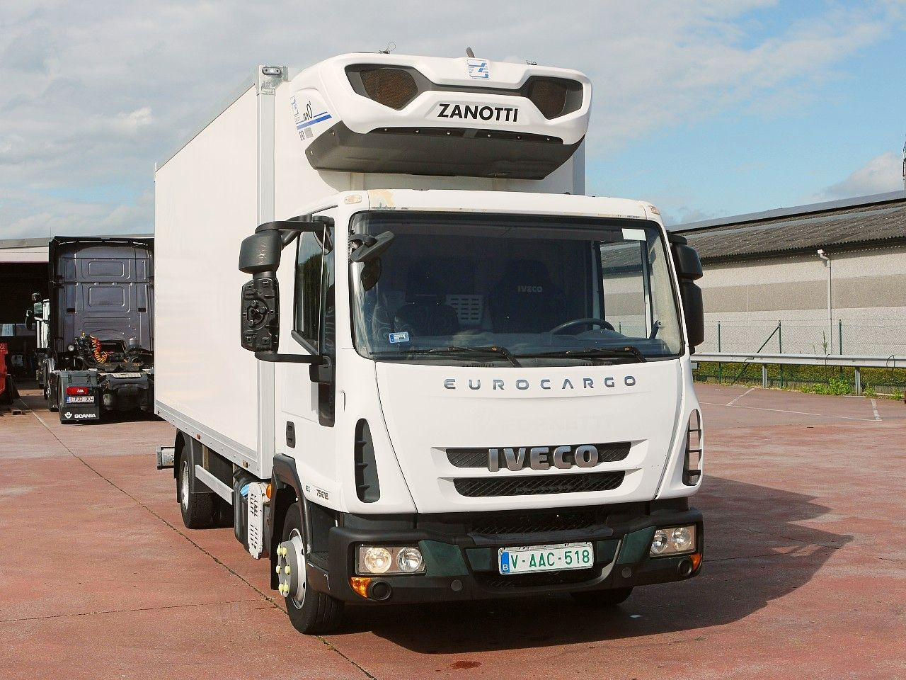 Iveco 75E16 EUROCARGO KUHOKOFFER ZANOTTI -30C Iveco 75E16 EUROCARGO KUHOKOFFER ZANOTTI -30C - Camión frigorífico: foto 1 Iveco 75E16 EUROCARGO KUHOKOFFER ZANOTTI -30C Iveco 75E16 EUROCARGO KUHOKOFFER ZANOTTI -30C - Camión frigorífico: foto 1