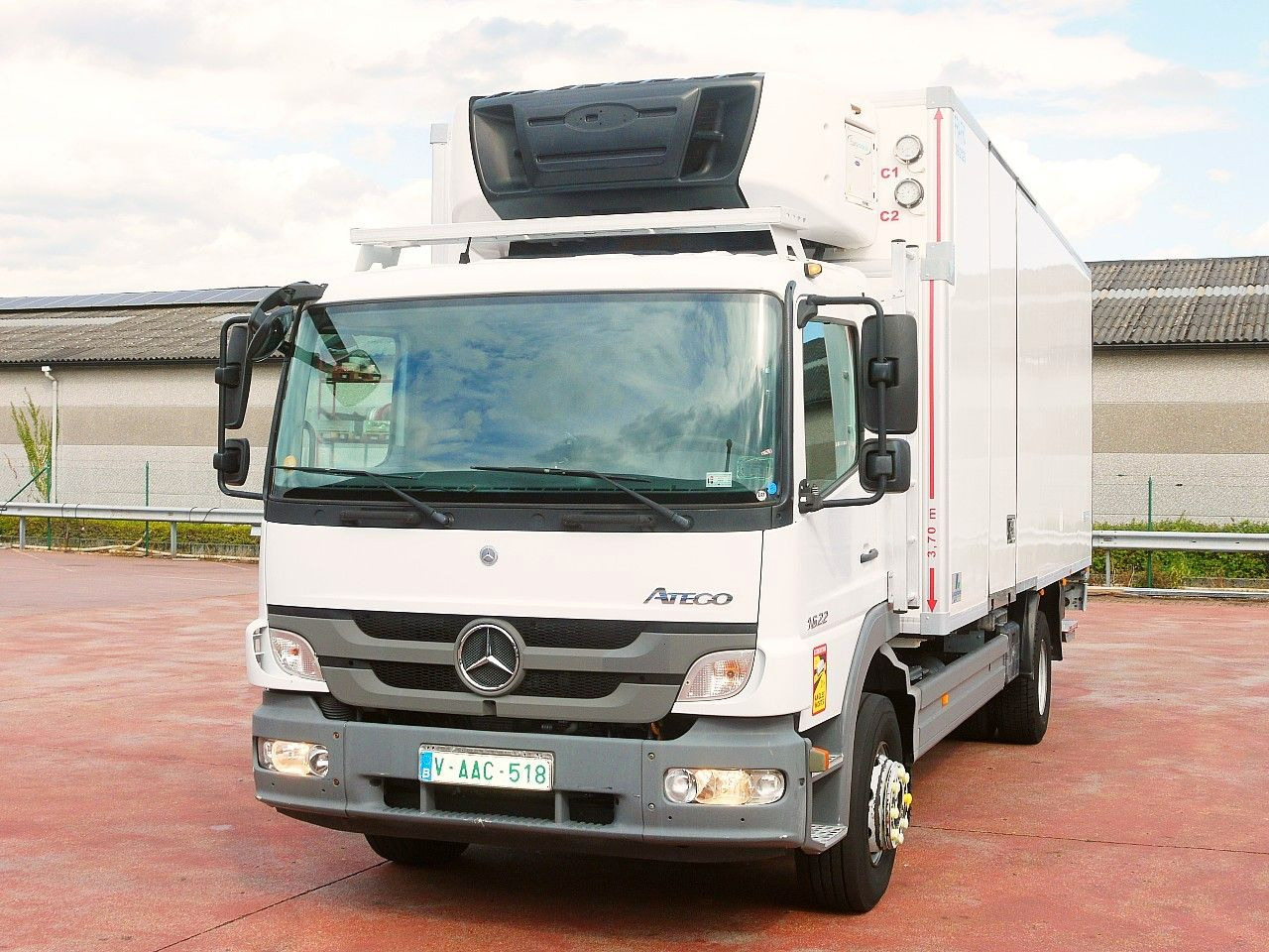 Mercedes-Benz 1622 ATEGO KUHLKOFFER CARRIER SUPRA 1150 MT A/C - Camión frigorífico: foto 5 Mercedes-Benz 1622 ATEGO KUHLKOFFER CARRIER SUPRA 1150 MT A/C - Camión frigorífico: foto 5