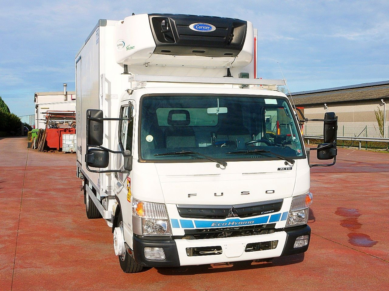 Mitsubishi FUSO HYBRIDE KUHLKOFFER CARRIER SUPRA 550 78tkm - Furgoneta frigorifica: foto 1 Mitsubishi FUSO HYBRIDE KUHLKOFFER CARRIER SUPRA 550 78tkm - Furgoneta frigorifica: foto 1