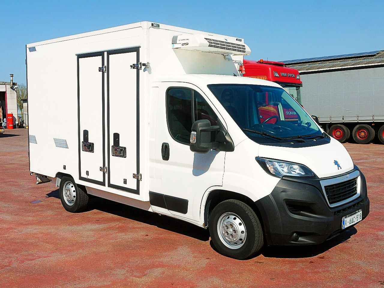 Peugeot BOXER KUHLKOFFER THERMOKING V200 MULTI -20C A/C - Furgoneta frigorifica: foto 2 Peugeot BOXER KUHLKOFFER THERMOKING V200 MULTI -20C A/C - Furgoneta frigorifica: foto 2