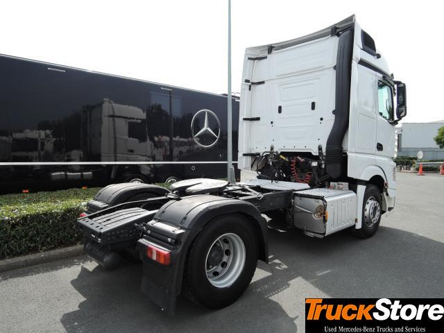 Mercedes-Benz Actros 1843 LS - Cabeza tractora: foto 4 Mercedes-Benz Actros 1843 LS - Cabeza tractora: foto 4