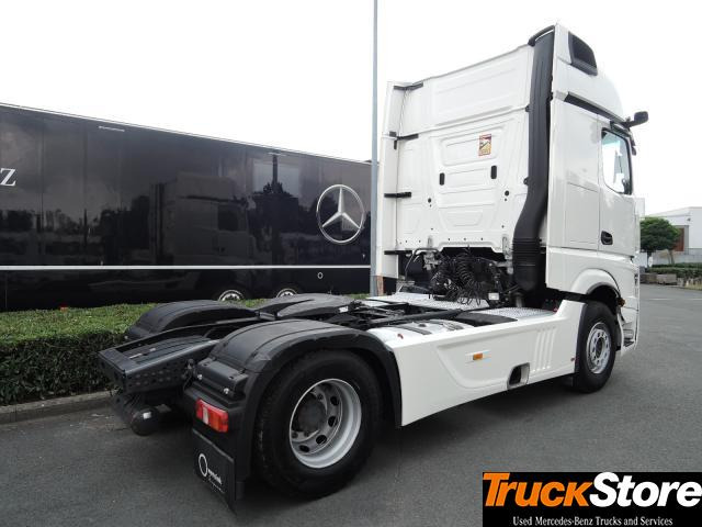 Mercedes-Benz Actros 1845 LS - Cabeza tractora: foto 4 Mercedes-Benz Actros 1845 LS - Cabeza tractora: foto 4