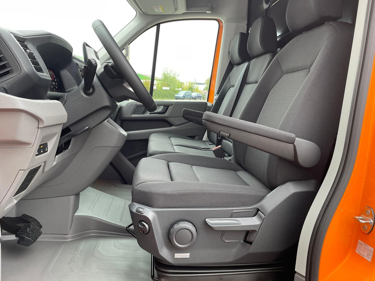 Furgón MAN TGE 3.180 Kasten L3H2 ACC LED STANDHZ NAVI: foto 12 Furgón MAN TGE 3.180 Kasten L3H2 ACC LED STANDHZ NAVI: foto 12